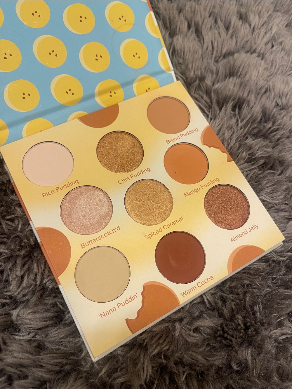 Eye Shadow Set - Picture 2 of 4